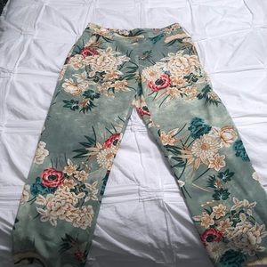 Cynthia Rowley floral cropped pants